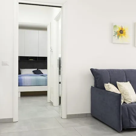 Appartamento Clalia Luino Exterior foto
